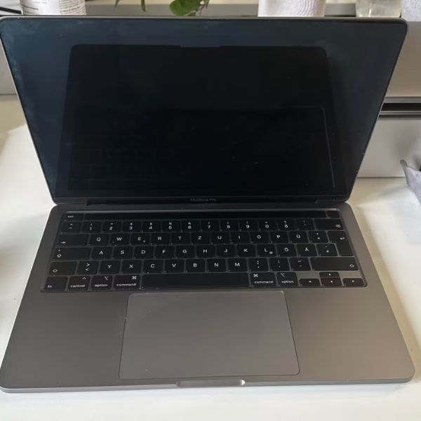 Apple MacBook Pro 13